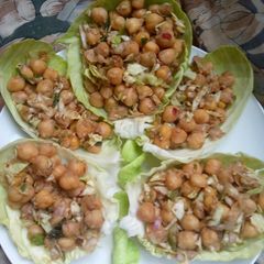 A picture of One Bite chana chat.