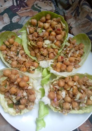 A picture of One Bite chana chat.