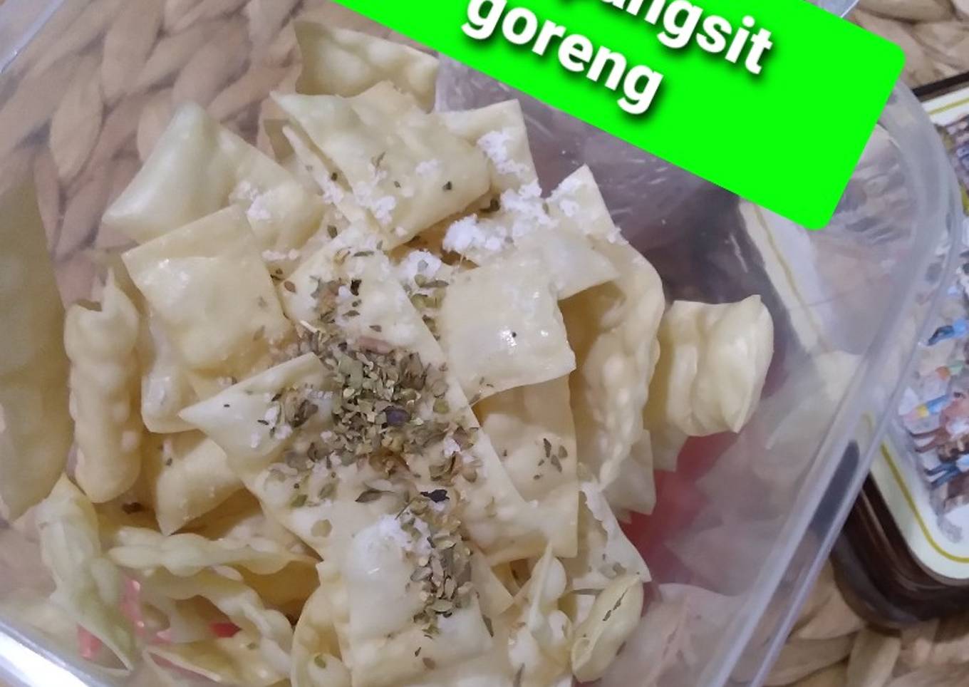 Kulit pangsit goreng#bumbu garam oregano edisi dibuang sayang