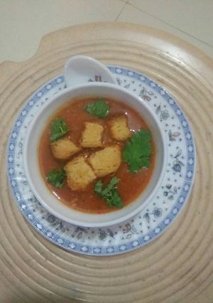 A picture of Tomato soup (jain).
