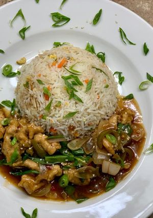 A picture of Mongolian chicken.