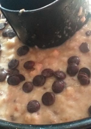 Una foto de Budín de pan con chips de chocolate y canela