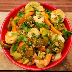 A picture of Mike's Spitfire Shrimp & Crispy Vegetables.