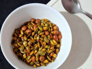 Masala Roasted Pumpkin Seeds With Peanuts
