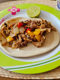 Una foto de Alambre con carne de puerco