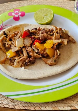 Una foto de Alambre con carne de puerco