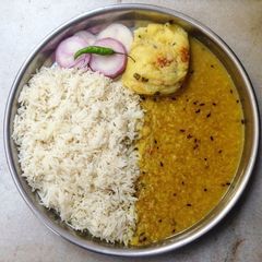 A picture of Dal chawal.