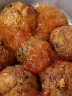 Una foto de Albóndigas de atún de lata