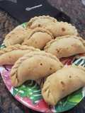 Empanadas de carne cortada a cuchillo