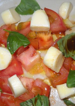 Una foto de Ensalada Capri