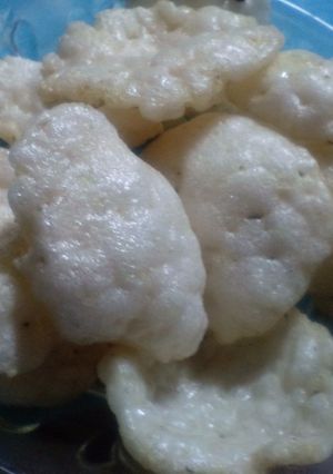 Foto resep Kerupuk bawang dari nasi sisa (No blender)