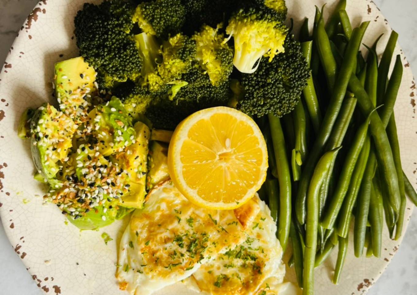 Huevo con verduras