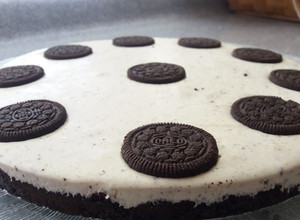 Una foto de Cheesecake de galletas oreo