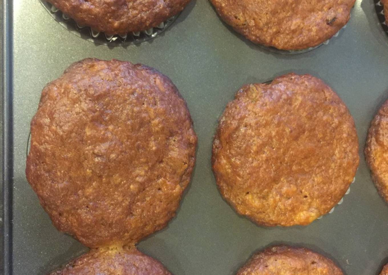 Banana yogurt muffins