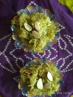 દૂધી નો હલવો (Dudhi Halwa Recipe In Gujarati) રેસીપી મુખ્ય ફોટો