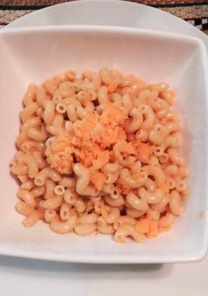 Una foto de Pasta de Garbanzos con Crema de Jamón y Quesos