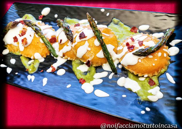 Ravioli Senza Glutine con Asparagi e Ricotta