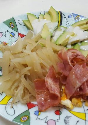 A picture of English daikon meal.