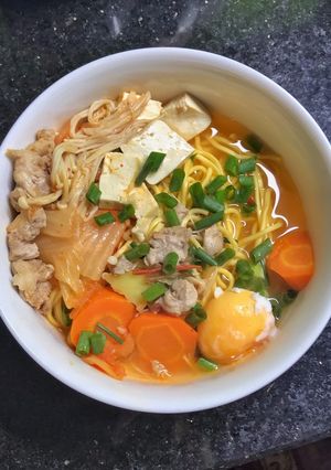 Hình của món Mì trứng kim chi 🍜.