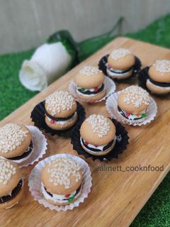 Foto resep Eggdrop Cookies - Burger Character