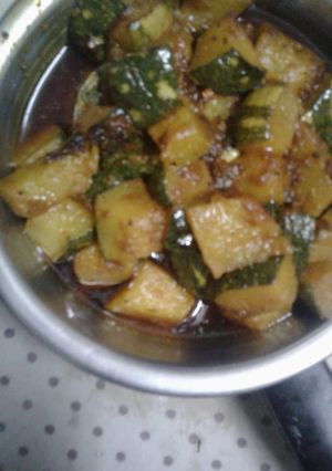 A picture of Kaddu sbji / pumpkin.