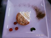 Una foto de tarta de manzana compota