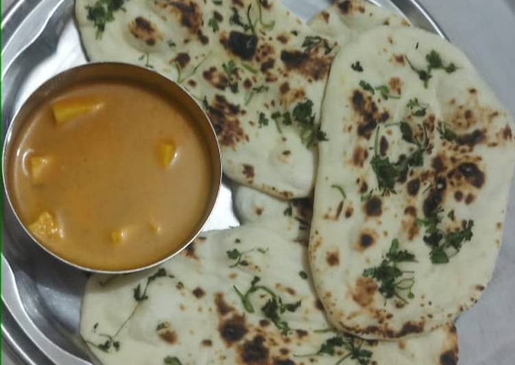 Shahi paneer with naan