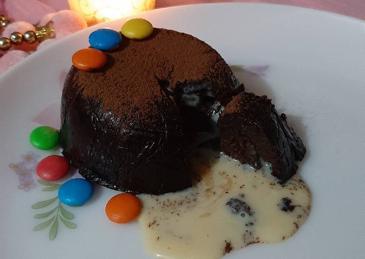 How to Make Any-night-of-the-week Lava cake