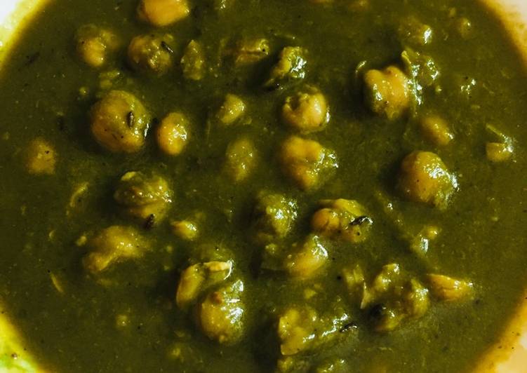 Simple Way to Prepare Super Quick Homemade Chole palak gravy