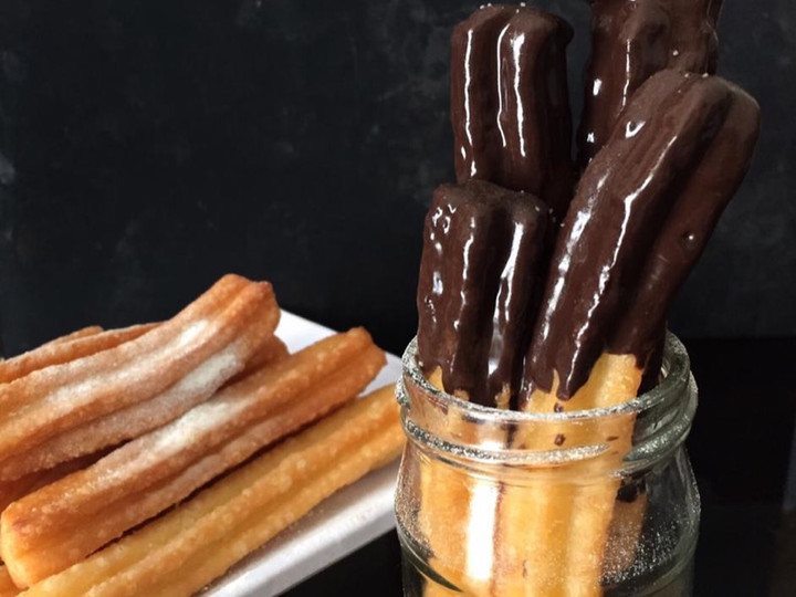 Ternyata begini lho! Cara termudah membuat Churros.. cemilan cepat dan mudah dibuat yang lezat