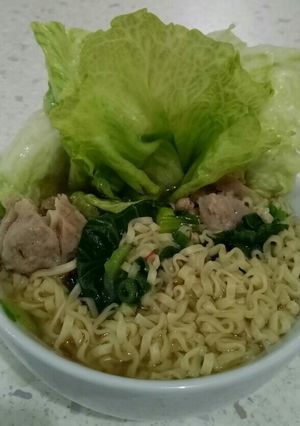 A picture of Special Instant Noodle.