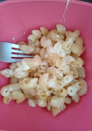 Una foto de Macarrones con queso🇺🇸