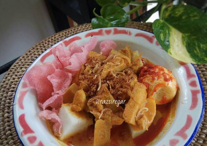 Standar Resep enak membuat Lontong Sayur Padang  sempurna