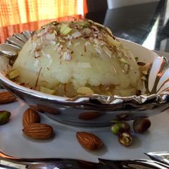 A picture of Sooji Ka Halwa in Microwave.