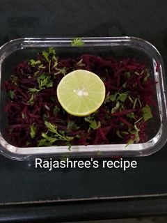 बीट रूट सॅलड (beetroot salad recipe in marathi) रेसिपी चे मुख्य फोटो