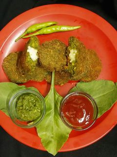 હરાભરા ચીઝ સ્ટફ્ડ કબાબ (Hara Bhara Cheese Stuffed Kebab Recipe In Gujarati) રેસીપી મુખ્ય ફોટો