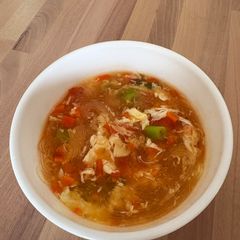 A picture of Tomato Egg Drop Soup with Vermicelli Noodles.