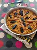 Paella con cosas