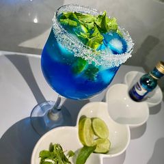 A picture of Blue paradise mocktail.
