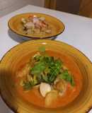 Sopa Thai y sopa roja de pescado