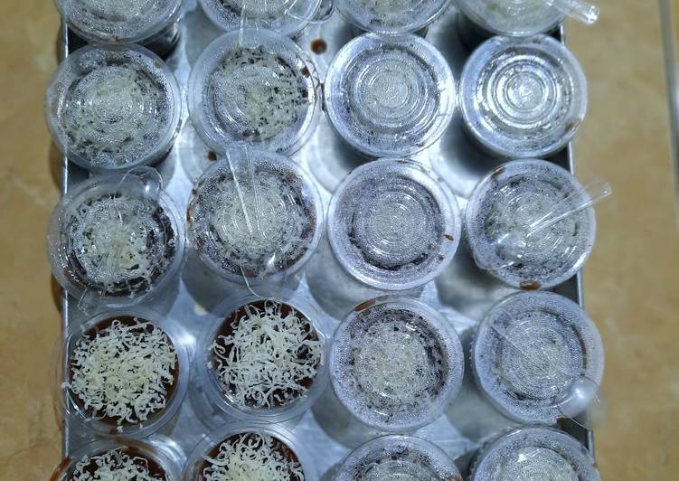 Puding Coklat Terapung