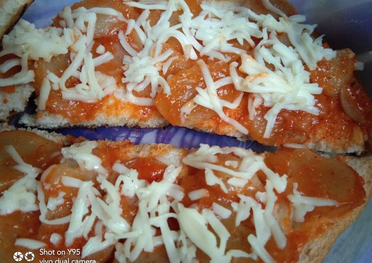 Pizza Roti Tawar Home Made Tanpa Oven Cuma Pakai Teflon 😍