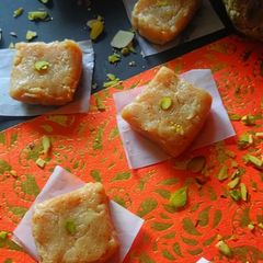 A picture of Custard Apple burfi.