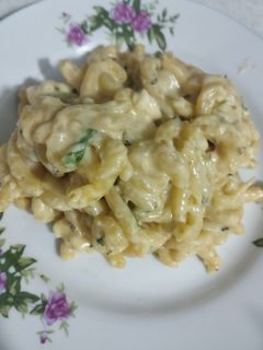 عکسی از دستور مک اند چیز(ماکارونی و پنیر) 😋