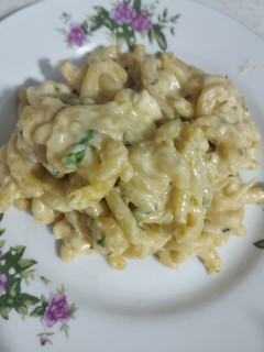 عکسی از دستور مک اند چیز(ماکارونی و پنیر) 😋
