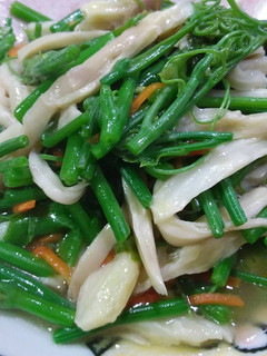 龍鬚菜炒杏鮑菇 的食譜成品照片