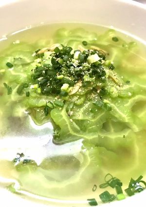 Hình của món Canh khổ qua nấu tép khô.