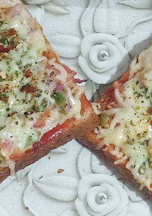 A picture of Easy and Delicious Bread pizza Recipe.