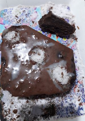 चॉकलेट केक (chocolate cake recipe in marathi) रेसिपी चे मुख्य फोटो 