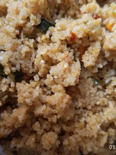 கோதுமை ரவை உப்புமா(wheat rava upma recipe in tamil) செய்முறை முக்கிய புகைப்படம்
